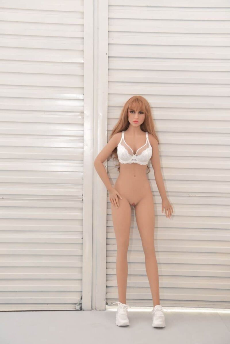 Laurinda-sex-doll-12